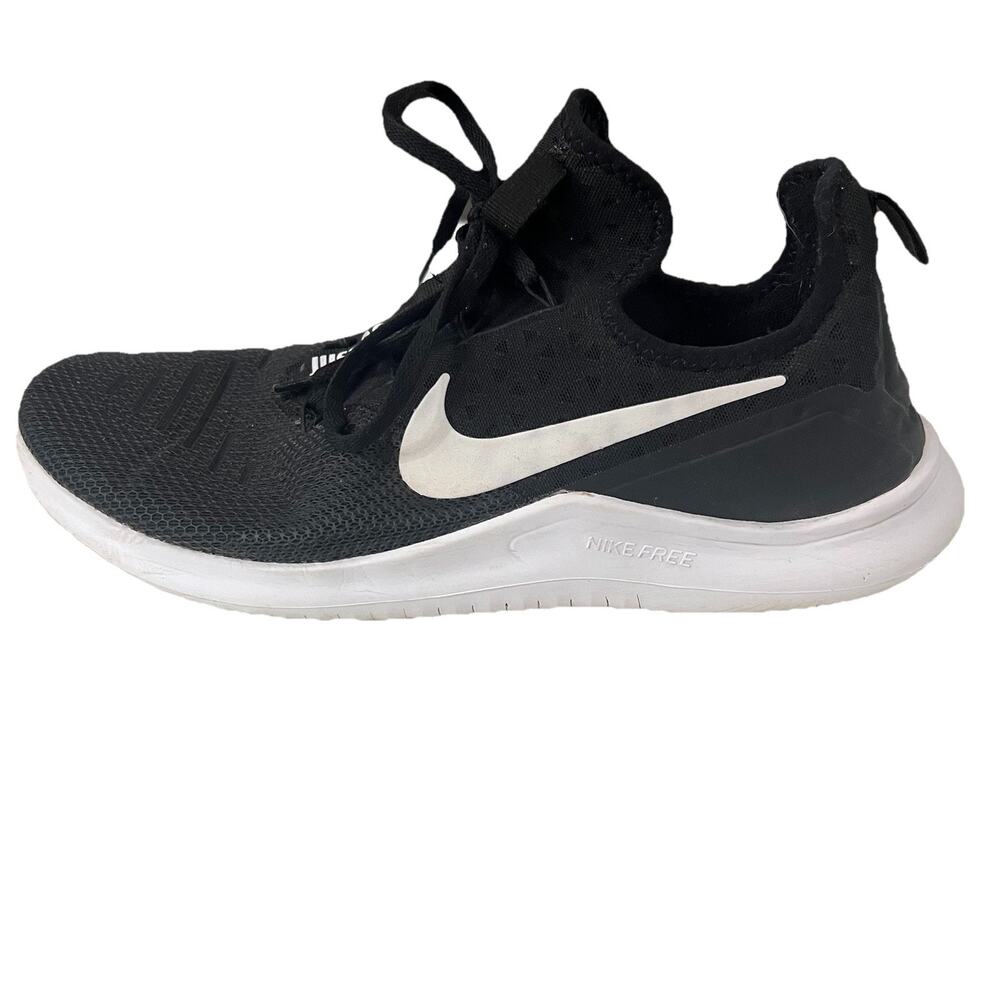 Nike Shoes Women’s Size 8.5 Free Run TR 8 Black White Running Athletic Sneakers